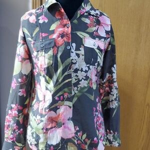 Tommy Bahama silk blend floral tab sleeve button up shirt